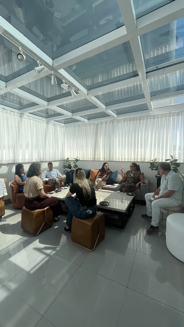 Participantes da imersão presencial em momento de networking